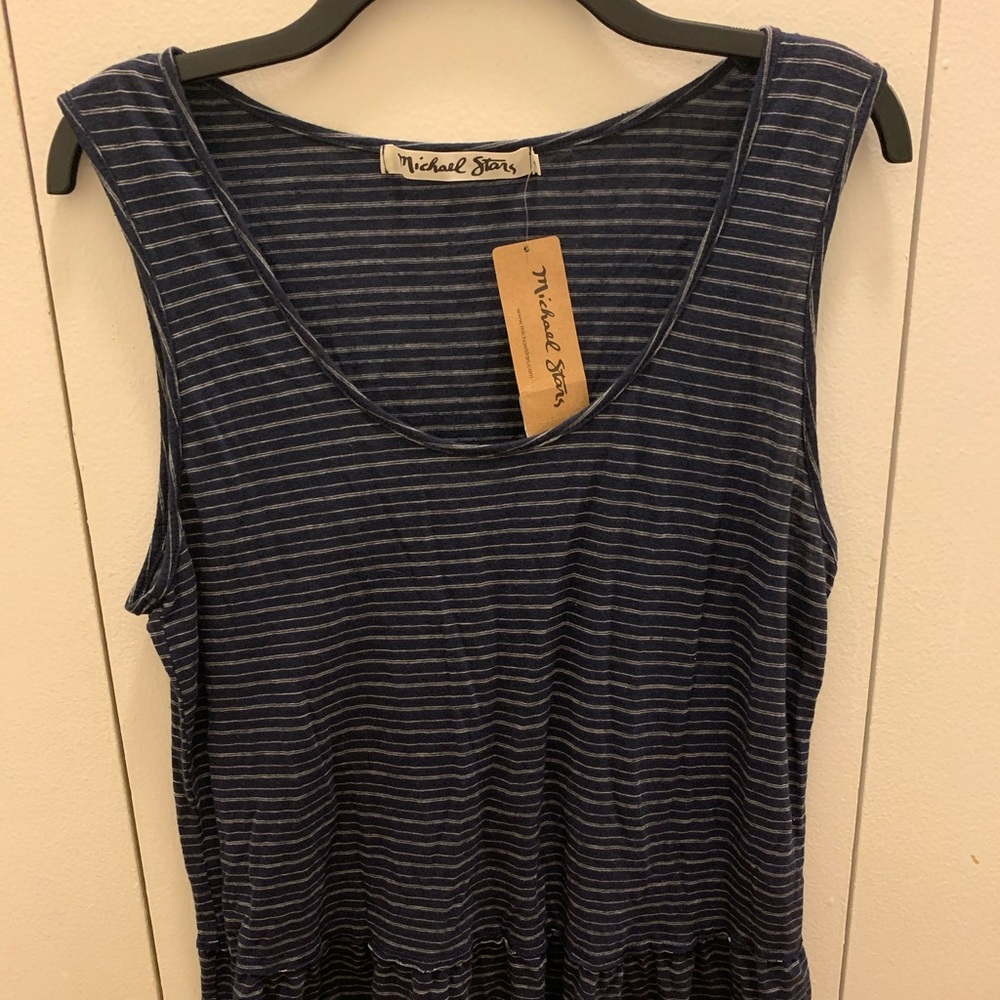 NWT Scoop Neck Flounce Tank